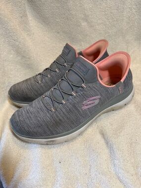 Skechers Women's Gray Knit Slip-On Athletic Shoes with Pink Trim